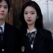 2025真人最新情侣头像