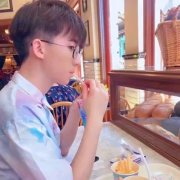 一男一女专用情侣头像可下载32张