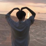 情头一男一女一左一右真人32张