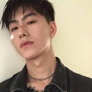 2025qq男生头像高清真人
