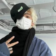 2025头像最新版的男生真人
