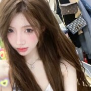 美艳动人的真人少女头像