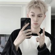 2025最新款最热门的男生头像
